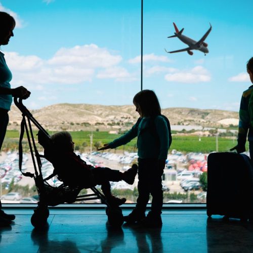 How to Travel with Kids: The Ultimate Survival Guide for Parents