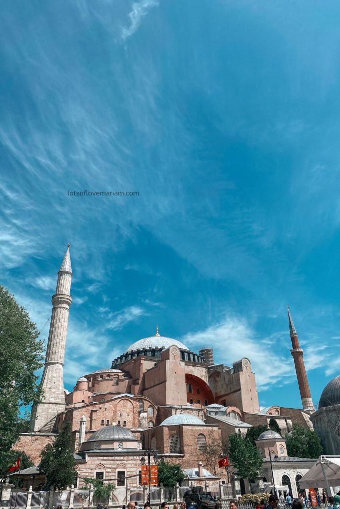 where to stay in istanbul as a tourist