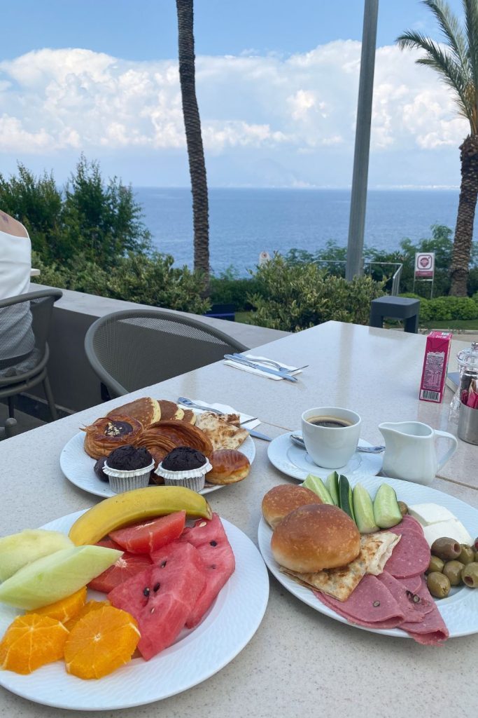 where to stay in antalya turkey