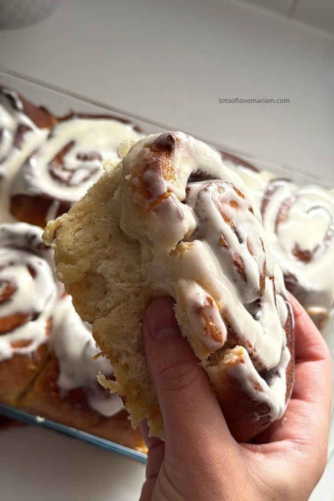 cinnamon bun icing