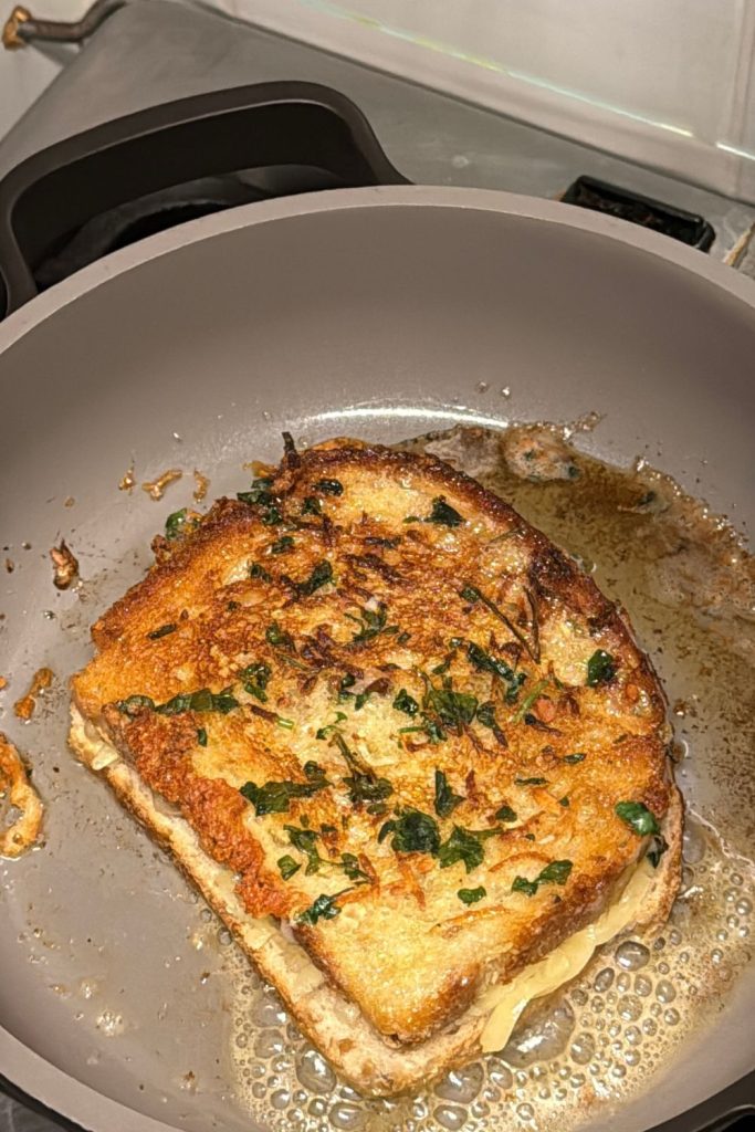 garlic grilled cheese