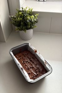 healthy chocolate date cake