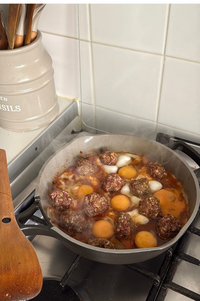 shakshuka with minced beef